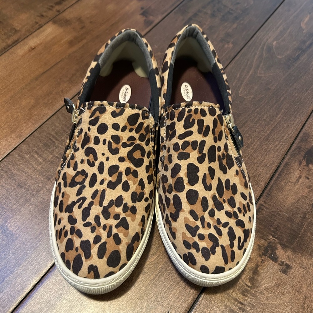 Women’s slip on shoes